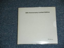 画像1: THE BEATLES -  WHITE ALBUM : 30TH ANNIVERSARY Limited Edition ( Mini-LP Paper Sleeve ) / 1998 EU ORIGINAL Brand New 2 CD's SET with 4x  PINUPS & 1 x POSTER