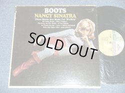 画像1: NANCY SINATRA - BOOTS (Ex+/Ex++ B-6:VG) / 1966 US AMERICA ORIGINAL "MULTI COLOR Label" MONO Used LP 