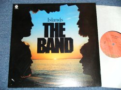 画像1: THE BAND - ISLANDS ( Ex+/MINT-) / 1977 US AMERICA ORIGINAL "ORANGE Label" 1st Press "CAPITOL logo on BOTTOM LABEL" Used LP 