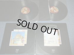 画像1: LED ZEPPELIN - THE SONG REMAIL THE SAME  ( Matrix # A:F/B:G/C:G/D:F ) ( Ex++/Ex+++ Side-2-1:Ex++)  / 1976 US AMERICA  ORIGINAL Used 2-LP With Booklet & ORIGINAL INNER SLEEVE   