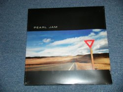 画像1: PEARL JAM - YIELD (1st Press DIE CUT cover) ( SEALED )  / 1998 US ORIGINAL "Brand New  SEALED"  LP