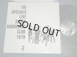 画像1: SPECIALS - THE SPECIALS LIVE AT THE MOONLIGHT CLUB ( MINT-/Ex+++ Looks:Ex++) / UK ENGLAND Reissue  Used LP 