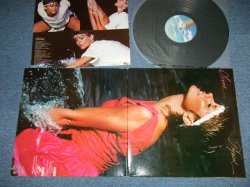 画像1: OLIVIA NEWTON-JOHN - PHYSICAL ( Without PIN-UP POSTER) ( Ex+++/Ex+++ Looks:MINT- )  /1981 US AMERICA ORIGINAL Used LP Without PIN-UP POSTER