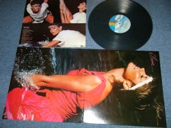画像1: OLIVIA NEWTON-JOHN - PHYSICAL ( Without PIN-UP POSTER) (MINT-/MINT- )  /1981 US AMERICA ORIGINAL Used LP Without PIN-UP POSTER