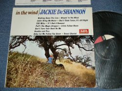 画像1: JACKIE DeSHANNON  DE SHANNON -  IN THE WIND( Ex++/Ex+++ Looks:MINT- ) / 1965 US AMERICA ORIGINAL 1st press "PINK Label" MONO  Used LP 