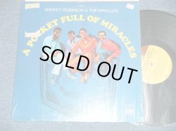 画像1: SMOKEY ROBINSON and The MIRACLES - POCKET FULL OF MIRACLES ( MINT-/Ex+,Ex+++) / 1969 US AMERICA ORIGINAL STEREO   Used LP