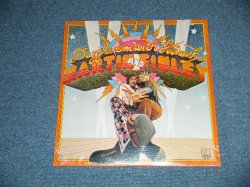 画像1: MARTIN AND FINLEY - DAZZLE 'EM WITH FOOTWORK (with CARL WILSON,BRUCE JOHNSTON) (SEALED : DAMAGED on Outer shrink wrap ) / 1974 US AMERICA  ORIGINAL  "BRAND NEW SEALED" LP 