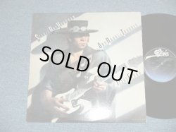 画像1: STEVIE RAY VAUGHAN -  TEXAS FLOOD (Matrix #  A) AL 38734-2A COLUMBIA NY/B) BL 38734-2E COLUMBIA NY  ) (Ex+++/MINT) / 1983  US AMERICA  ORIGINAL "1st Press" Used LP 