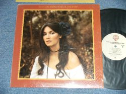 画像1: EMMYLOU HARRIS - ROSES IN THE SNOW (Ex++/MINT-)  / 1980  US AMERICA ORIGINAL Used   LP