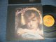 DAVID BOWIE - YOUNG AMERICAN (With CUSTOM INNER)  (Matrix #  A) A-13S H MCR  R /B) B -13S  MCR H )  (Ex+++/Ex+++)  /  1975 US AMERICA ORIGINAL Used LP