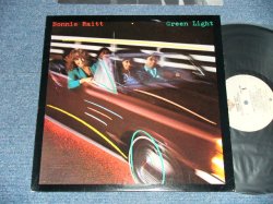 画像1: BONNIE RAITT - GREEN LIGHT (MATRIX # A) BS-1-3680 WW2 CJ TML-M  /B) BS-2-3630 WW1 ) (Ex++/MINT-)  / 1982 US AMERICA ORIGINAL  Used LP 