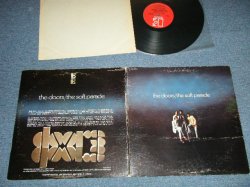 画像1: THE DOORS - THE SOFT PARADE ( Matrix #  A) EKS-75005-A-1 CTH / B)  EKS75005-B-1  CTH  ) ( Ex+++/MINT-) ( NON ORIGINAL INNER SLEEVE ) / 1968 US AMERICA Original "1st Press  Large Stylized E on TOP" "1855 BROADWAY CREDIT at Bottom Label" Used STEREO LP 