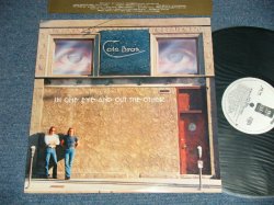 画像1: CATE BROS. - IN ONE LOVE EYE & OUT THE OTHER ( Ex++/MINT- )  / 1976 US AMERICA ORIGINAL "WHITE LABEL PROMO" Used LP  