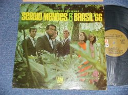 画像1: SERGIO MENDES & BRASIL '66 - HERB ALPERT PRESENTS : Debut Album  ( Matrix #A) A)  SP-4131(Re-1)-15 ▵12747     B)  SP-4132(Re-1) MR  ▵12747-x　) ( Ex-/Ex++ EDSP )  / 1966 US AMERICA Original  "BROWN Label" "STEREO" Used  LP 