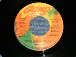 画像1: The KAY-GEES - WAITING AT THE BUS STOP PT.1  (FUNK )  (Ex+++/Ex+++ ) /  1976 US AMERICA ORIGINAL Used 7"45  Single