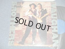 画像1: THE VAUGHAN  BROTHERS (STEVIE RAY VAUGHAN & JIMMY VAUGHAN) -  FAMILY STYLE  (Ex/MINT- DAMGED AT LEFT UPPER NEAR CORNER ) /1990 US AMERICA  ORIGINAL Used LP 