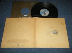 画像1: JONI MITCHELL  - COURT AND SPARK (TEXTURED / EMBOSSED  Jacket)  (Matrix #A) 7E 1001 A-7  PRC-1-1   B) 7E 1001-B -9  PRC-1-1  ) ( Ex+/Ex- ) / 1973 US AMERICA ORIGINAL 1st Press  "EMBOSSED Jacket" 2nd Press"With 'w' Logo Label" Used LP 