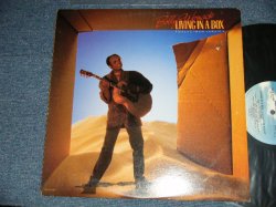 画像1: BOBBY WOMACK - LIVING IN A BOX   ( Ex++/MINT- )   /1987 US AMERICA ORIGINAL Used 12"