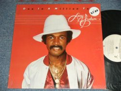 画像1: LARRY GRAHAM - ONE IN A MILLION (MINT-/MINT-) / 1980 US AMERICA ORIGINAL Used LP 