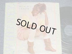 画像1: WHITNEY HOUSTON - A) HOW WILL I KNOW  B) SOME ONE FOR ME (Ex+++/MINT-  EDSP)  / 1985 US AMERICA ORIGINAL  Used 7" 45 rpm Single with PICTURE SLEEVE  