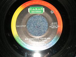 画像1: TYRONE DAVIS - A) IS IT SOMETHING YOU'VE GOT  B) UNDYING LOVE (Ex+/Ex+  BB)  /  1969 US AMERICA ORIGINAL Used 7" 45 rpm Single 