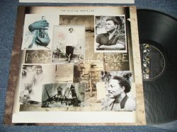 画像1: The NEVILLE BROTHERS - FAMILY GROOVE (MINT-/MINT) / 1992 EUOPRE ORIGINAL Used LP