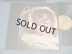 画像1: DAVID BOWIE - YOUNG AMERICAN (With CUSTOM INNER) (Matrix #  A)APL1-0998-A-20S MCR A5 B)APL1-0998-B-10S MCR A2 ) (Ex/Ex+++ TEAROFC)/ 1975 US AMERICA 1st Press "TAN Label" INDIA"NAPOLIS Press" Used LP