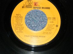 画像1: NEIL YOUNG - A) FOUR  STRONG WINDS  B) HUMAN HIGHWAY (Ex++/Ex++) / 1978 US AMERICA ORIGINAL Used 7" 