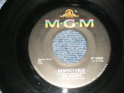 画像1: The CHANTS - A) RESPECTABLE (Cover song of ISLEY Bros.)  B) KISS ME GOODBYE  ( EARLY NORTHERN SOUL) (Ex++/Ex++)  / 1961 US AMERICA ORIGINAL Used 7"45 