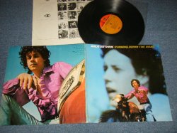 画像1: ARLO GUTHRIE - RUNNING DOWN THE ROAD (Ex++/MINT- Looks:Ex++) / 1969 US AMERICA ORIGINAL 1st Press "ORANGE & BROWN Label" Used LP 