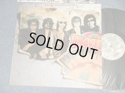 画像1: TRAVELING WILBURYS (ROY ORBISON+BOB DYLAN+TOM PETTY+GEORGE HARRISON +JEFF LYNN ) - VOL.1 Volume One  TRAVELING WILBURYS (Ex+++/MINT-) / 1988 UK ENGLAND ORIGINAL Used LP 