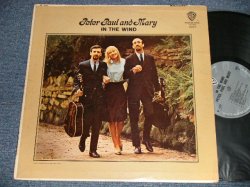 画像1: PP&M PETER PAUL & MARY - IN THE WIND (Ex/Ex Looks:Ex-) / 1963 US AMERICA ORIGINAL 1st Press "GRAY Label" "MONO" Used  LP 