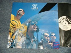 画像1: CORDUROY - OUT OF HERE (MINT-/Ex++, Looks:VG+++) / 1994 UK ENGLAND ORIGINAL Used LP 