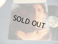 画像1: WENDY WALDMAN -  THE MAIN REFRAIN (Matrix #A)BS-1-2974 LW 1 CJ * B)BS-2-2974 LW 1 *) "LOS ANGELES Press"(Ex/Ex+++ Looks:Ex) / 1976 US AMERICA ORIGINAL Used LP 