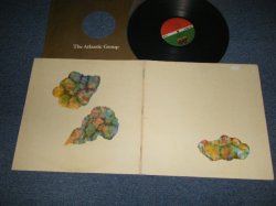 画像1: KING CRIMSON - ISLANDS (Matrix #A)ST-A-712381-C AT/GP  PR  P B)ST-A-712382-C AT/GP PR P) "PR / PRESSWELL Press in ANCORE in N.J."(Ex++/MINT- EDSP, TEAR) / 1976 Version US AMERICA  3rdPress "Small 75 ROCKFELLER with 'W' Mark at bottom Label" Used LP 