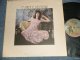 CARLY SIMON - CARLY SIMON (NO Poster Lyric) (Matrix #A)EKS 74082 A-1 CSM STERLING RL B)EKS 74082 B  CSM) "SANTA MARIA Press in CA"(Ex++/Ex+++ Looks:Ex++) /1971 US AMERICA ORIGINAL1st Press "BUTTERFLY Label" Used LP