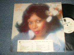 画像1: DEE DEE SHARP GAMBLE- WHAT COLOR IS LOVE (Ex+/Ex++ Looks:Ex+++) / 1977 US AMERICA ORIGINAL "WHITE LABEL PROMO" Used LP