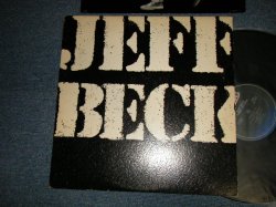 画像1: JEFF BECK - THERE & BACK (Matrix #A)S PAL-35684-1A  B)S PBL-35684-1B)  "SANTA MARIA Press in CA" (Ex++/Ex) / 1980 US AMERICA ORIGINAL 1st Press Label Used LP 