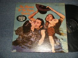 画像1: The MAMAS & The PAPAS - The MAMAS & The PAPAS DELIVER ("MONARCH Press in CA")(Ex++/Ex++ A-1,B-1:VG+++) / 1967 US AMERICA 2nd Press "Dark Blue TITLE Printed Cover" "MONO" Used  LP 