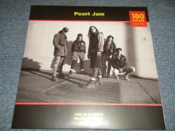 画像1: PEARL JAM - Live In Chicago - March 28, 1992 (SEALED) / 2015 EUROPE ORIGINAL "180 gram" "BRAND NEW SEALED" LP