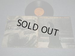 画像1: NEIL YOUNG - AFTER THE GOLD RUSH (without/NO SONG/LYRIC SHEET)(Matrix #A)S1 RS-6383-A 31009-RE-2-1B  [Artisan logo]  B)RS-6383-B-1A  [Artisan logo]  31010-Re2)  "SANTA MARIA Press in CA"(Ex+/Ex+++ Looks:MINT-) / 1970 US AMERICA ORIGINAL  1st Press "BROWN with Orange 'r' Logo on Top/STEREO at Bottom Label" Used LP 