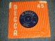 DAVE BERRY - A) THE CRYING NAME   B) DON'T GIMME NO LIP CHILD (Ex++/Ex++) / 1964 UK ENGLAND ORIGINAL Used 7" 45rpm  Single