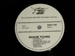 画像1: Shaun Young - Baby Doll Boogie (NEW) / 1996 FINLAND GERMAN Press ORIGINAL "BRAND NEW" 10" LP