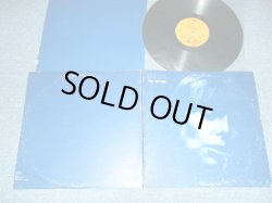 画像1: JONI MITCHELL - BLUE (With BLUE INNER SLEEVE) (Matrix #A)P MS-2038 31218(RE 2) BG   B)P MS-2038 31219(RE-2)  BG)"PITMAN Press in New Jersey" "BG/ BERNIE GRUNDMAN LAQURE Cut"  (Ex+/MINT-) / 1970 US AMERICA ORIGINAL "1st Press BROWN with STEREO at Bottom Label" Used LP 