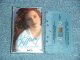 TIFFERNY - HOLD AN OLD FRIEND'S HAND (MINT-/MINT) / 1988 US AMERICA ORIGINAL Used CASSETTE TAPE