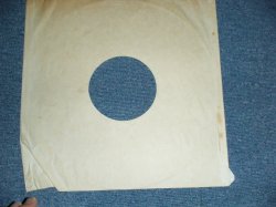 画像6: LINDA RONSTADT - LINDA RONSTADT (Matrix #A)SMAS-1-635-H10 ---◄ jay MASTERED BY CAPITOL B)SMAS-2-635-G16 ---◄ MASTERED BY CAPITOL) "WINCHESTER Press in VIRGINIA" (Ex+++/Ex++ Looks:Ex+++) / 1973-4 Version US AMERICA  "TEXTURED Cover" 3rd Press "ORANGE Label" Used LP 