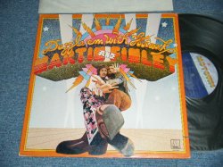 画像1: MARTIN AND FINLEY - DAZZLE 'EM WITH FOOTWORK（WithCUSTOM INNER SLEEVE) (with CARL WILSON,BRUCE JOHNSTON) (Ex++/Ex++ CUT OUT) / 1974 US AMERICA ORIGINAL Used LP 