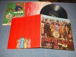 画像1: The BEATLES - SGT. PEPPERS LONELY HEARTS CLUB BAND (With CUT OUTS / With ORIGINAL CUSTOM INNER SLEEVE Never Have?) (Matrix #) (Ex++/Ex+++ Looks:Ex+) / 1967 UK ENGLAND ORIGINAL "YELLOW Parlophone Label" MONO Used LP 