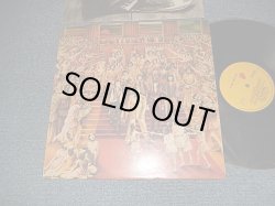 画像1: ROLLING STONES - IT'S ONLY ROCK 'N ROLL (With CUSTOM INNER) (Matrix #A)COC-59103 A2 1 DROLLING STONES RECORDS  B)COC-59103 B2 D 5ROLLING STONES RECORDS) (Ex+++/Ex+++) / 1974 UK ENGLAND ORIGINAL Used LP