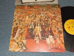 画像1: ROLLING STONES - IT'S ONLY ROCK 'N ROLL (With CUSTOM INNER) (Matrix # A)COC-59103 A-3 RAYS ROLLING STONES RECORDS  B)COC-59103 B-5 ROLLING STONES RECORDS) (Ex+++/Ex+++ Looks:Ex+) / 1974 UK ENGLAND ORIGINAL Used LP